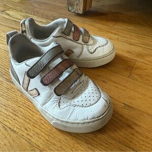 Veja Girls US Size 8.5 V-10 Multicolor Velcro Sneakers